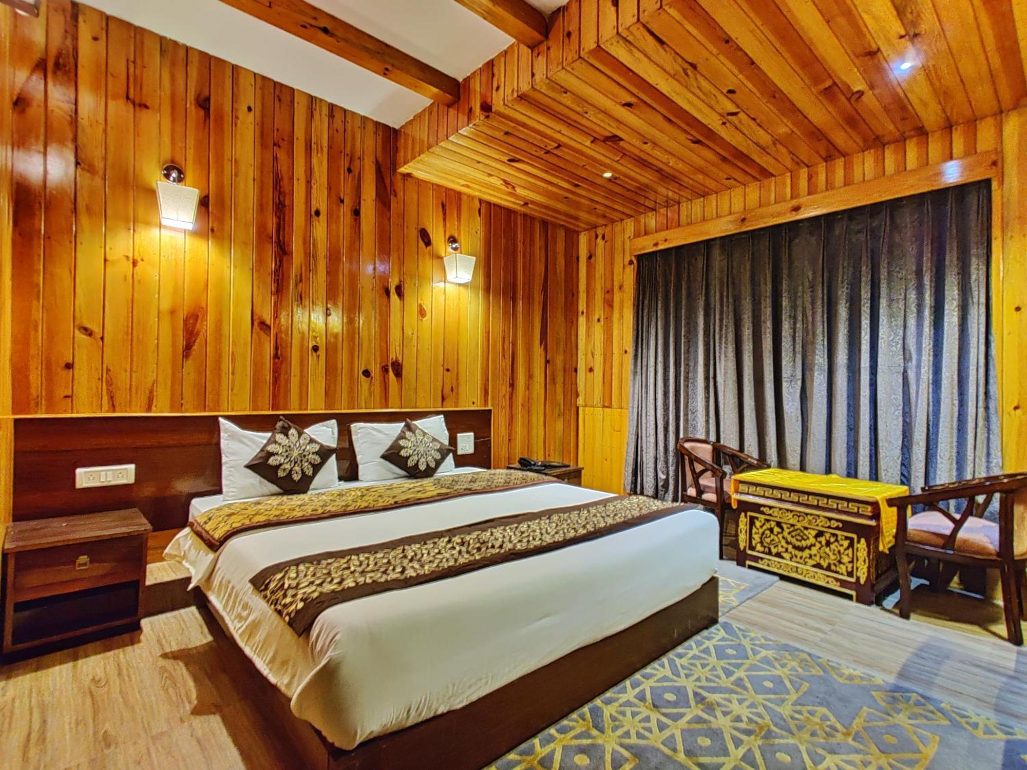 Hotel Vajra Таванг Экстерьер фото